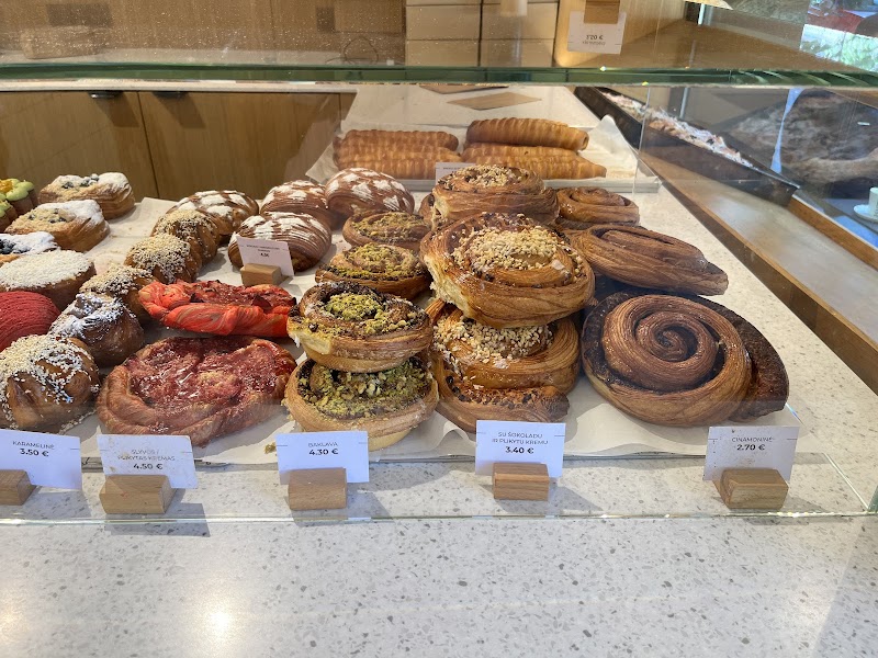 Habits Bakery